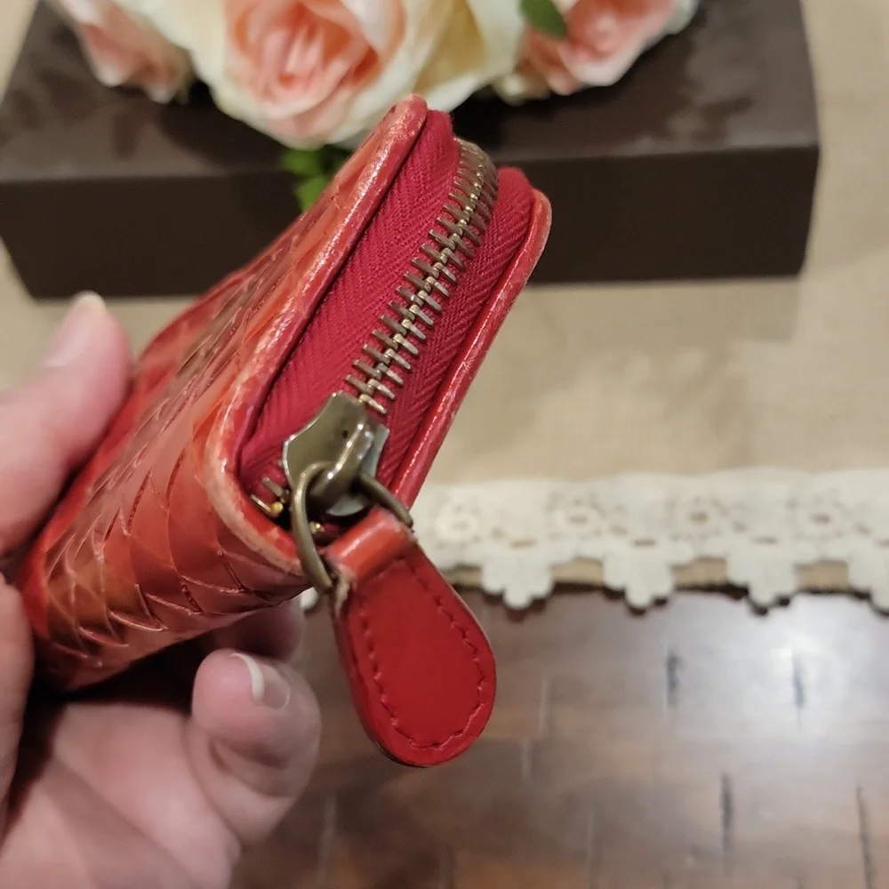 Authentic Bottega Veneta card wallet - Picture 4 of 8